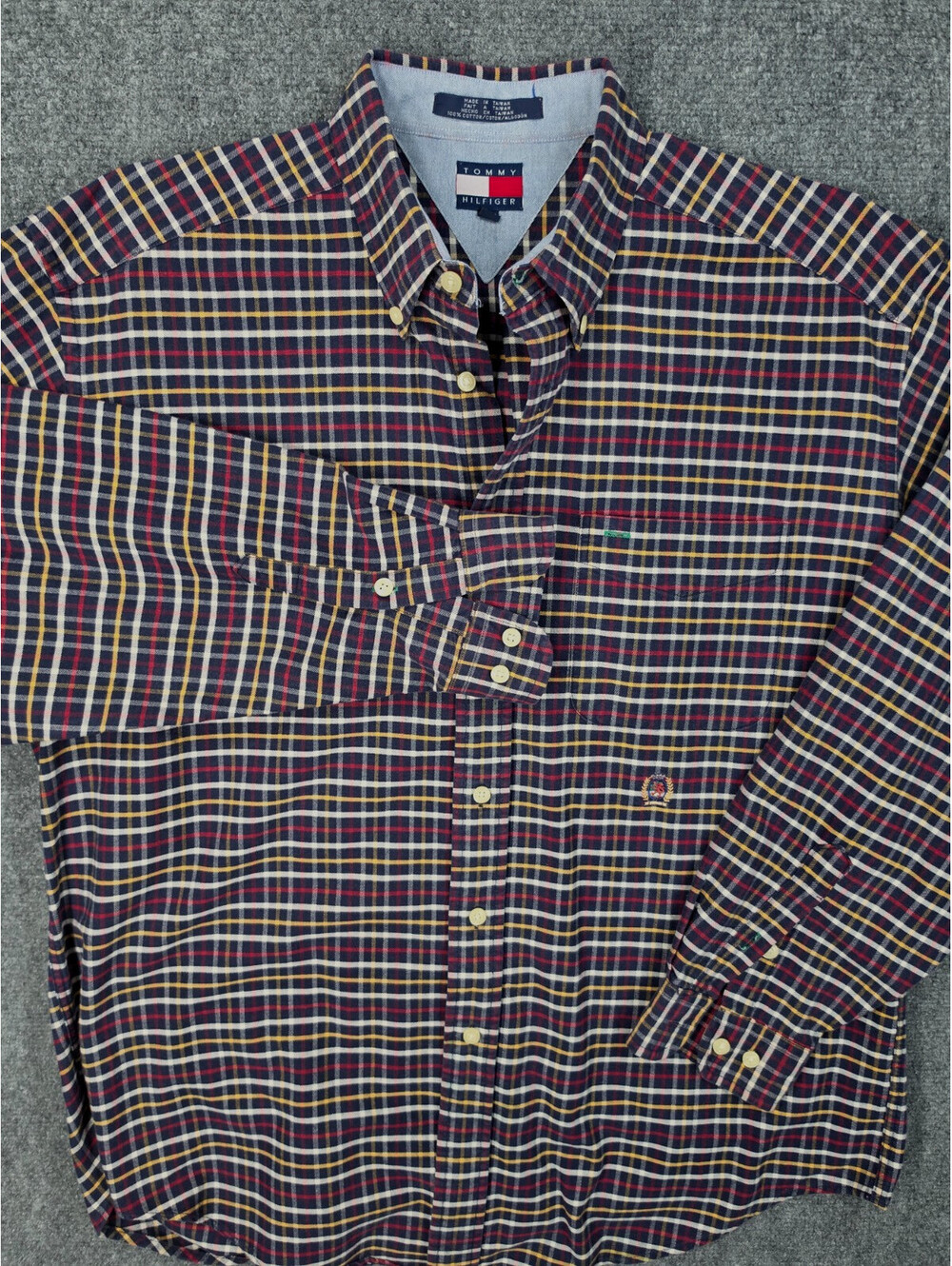 Vintage 90s Tommy Hilfiger Shirt Mens L Plaid Crest Logo Cotton Button Down
